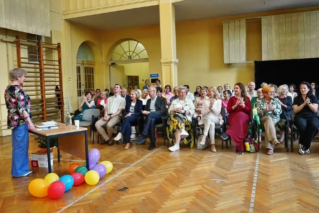 Relacja z zdjęciowa z zakończenia roku akademickiego UTW 2024/2025