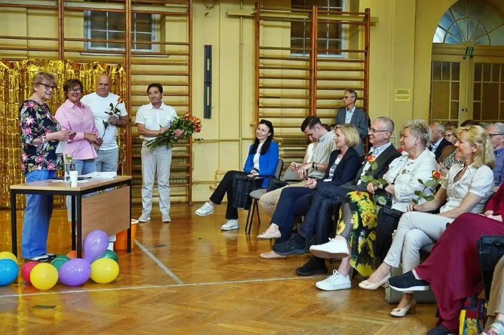 Relacja z zdjęciowa z zakończenia roku akademickiego UTW 2024/2025